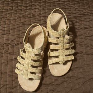 Vionic Harissa Sandals